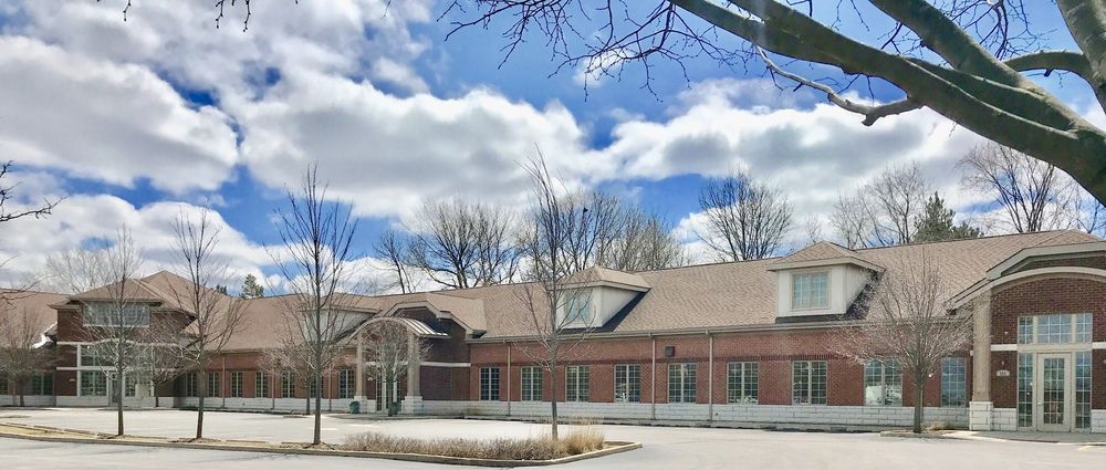 The Seasons Professional & Medical Office Center: 137 - 151 W. Rand Rd, Arlington Heights, IL 60004